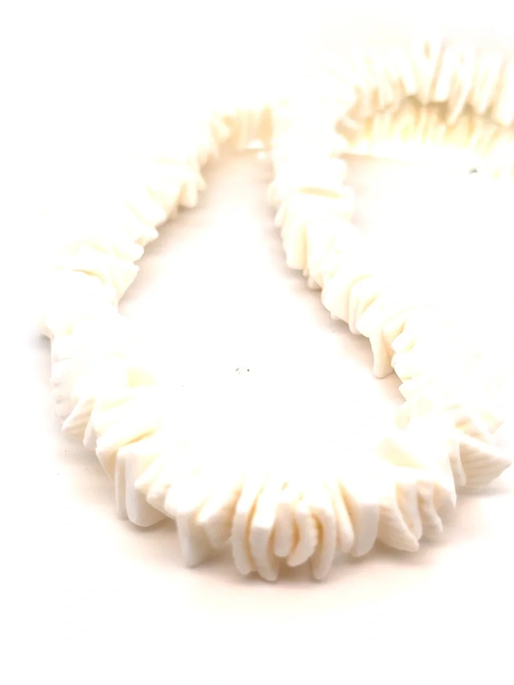 White Shell Chip Necklace - Women‎ Jewelry (n1)